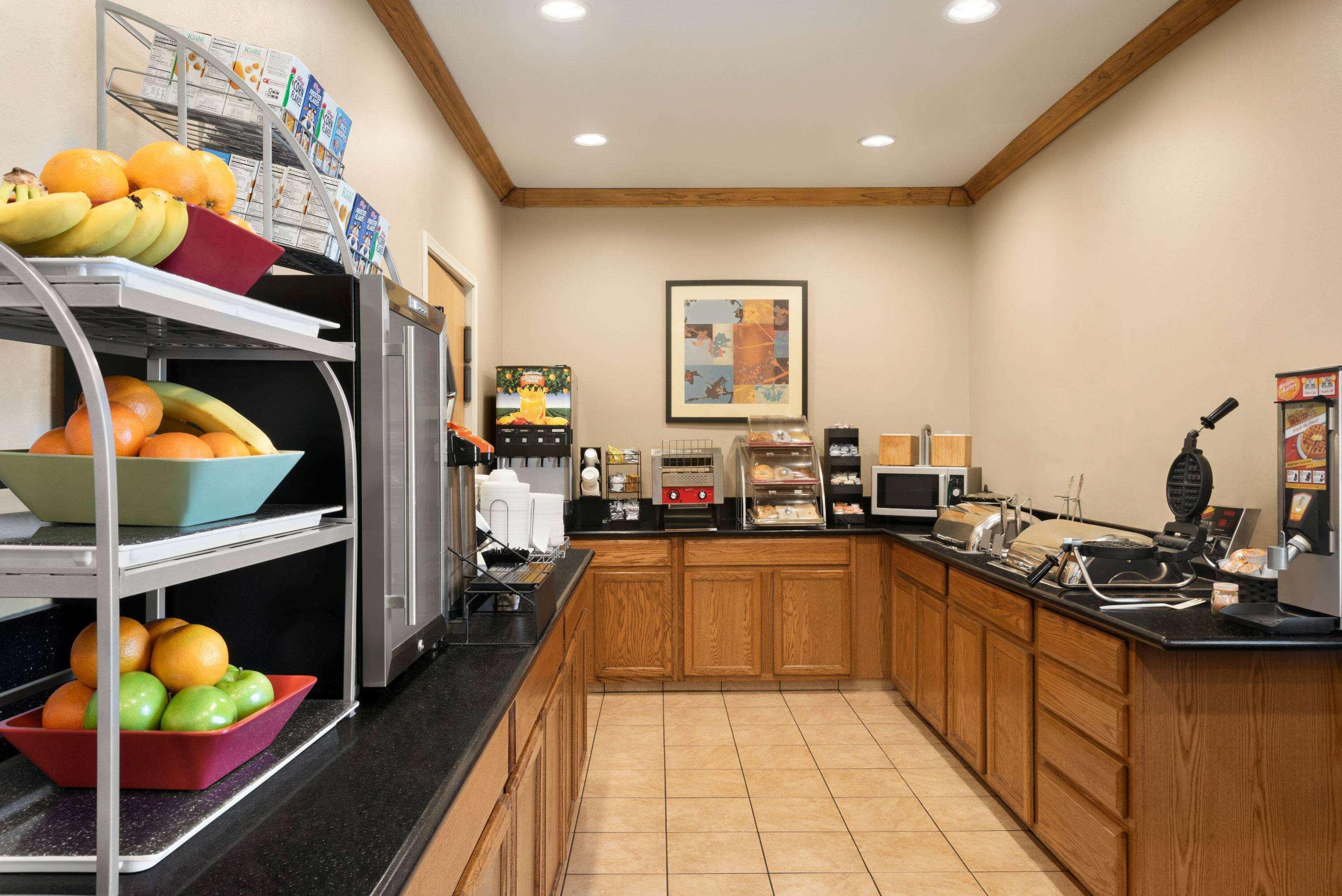 Hawthorn Extended Stay By Wyndham Decatur Exterior foto